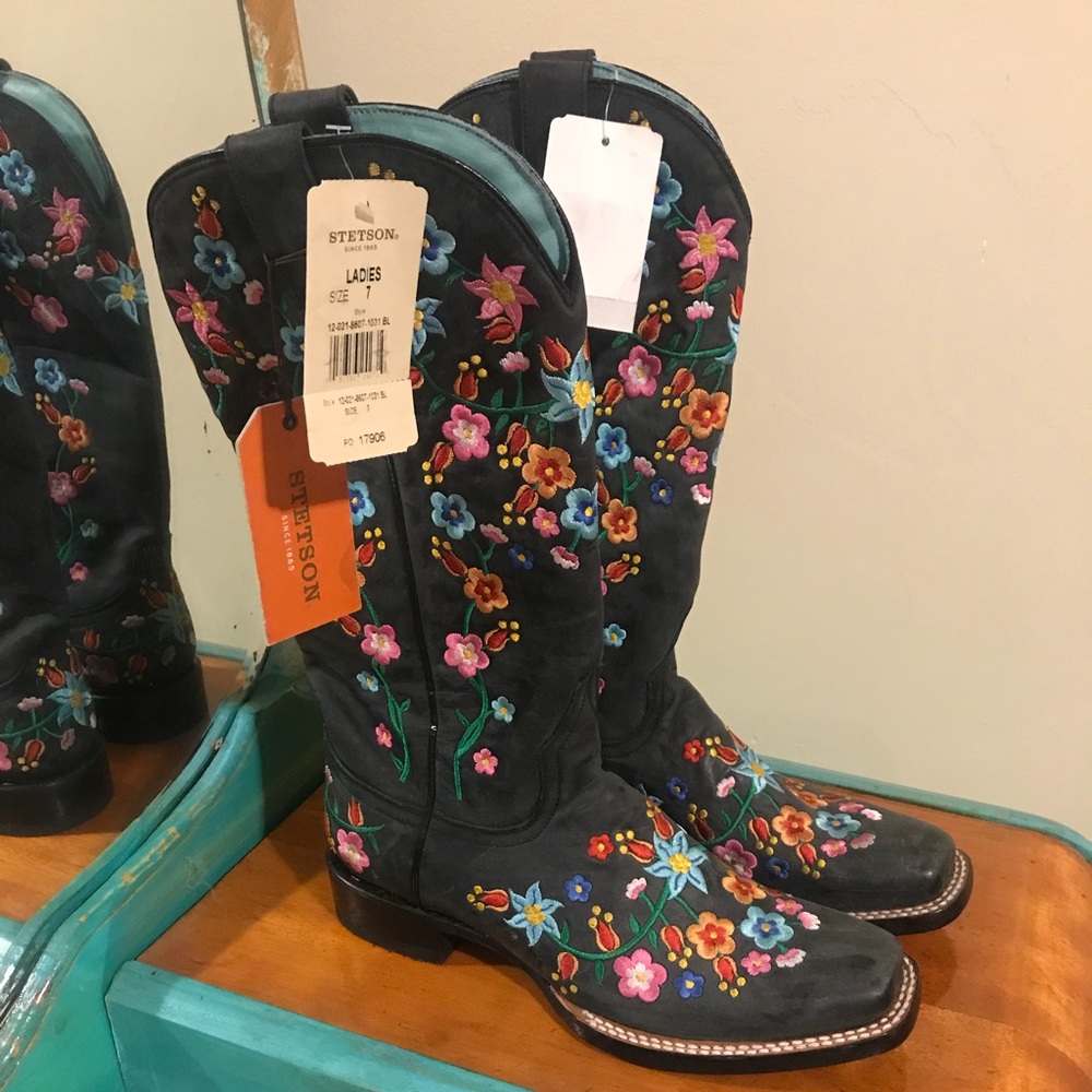 Stetson boots with floral stitching
